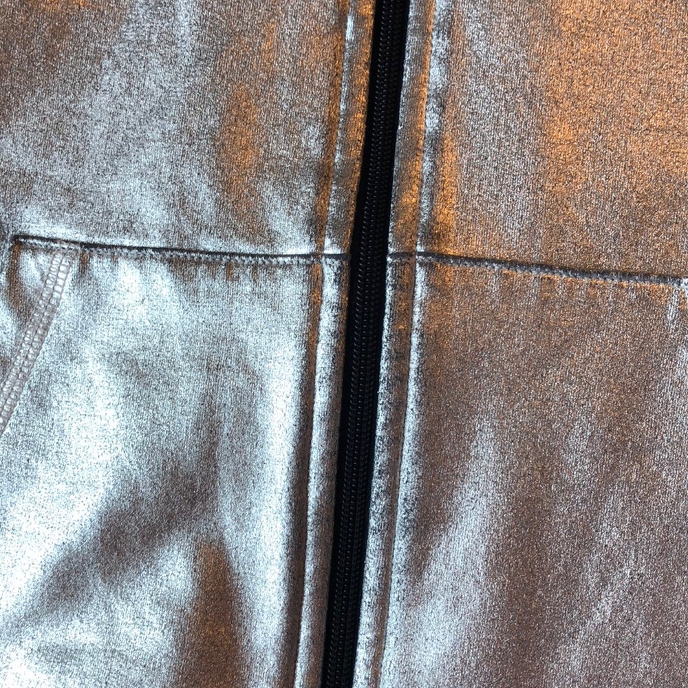 Metallic zip up - Picture 2 of 3